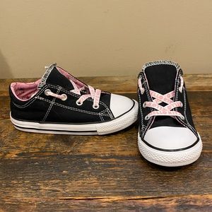 Hello Kitty Converse 10C